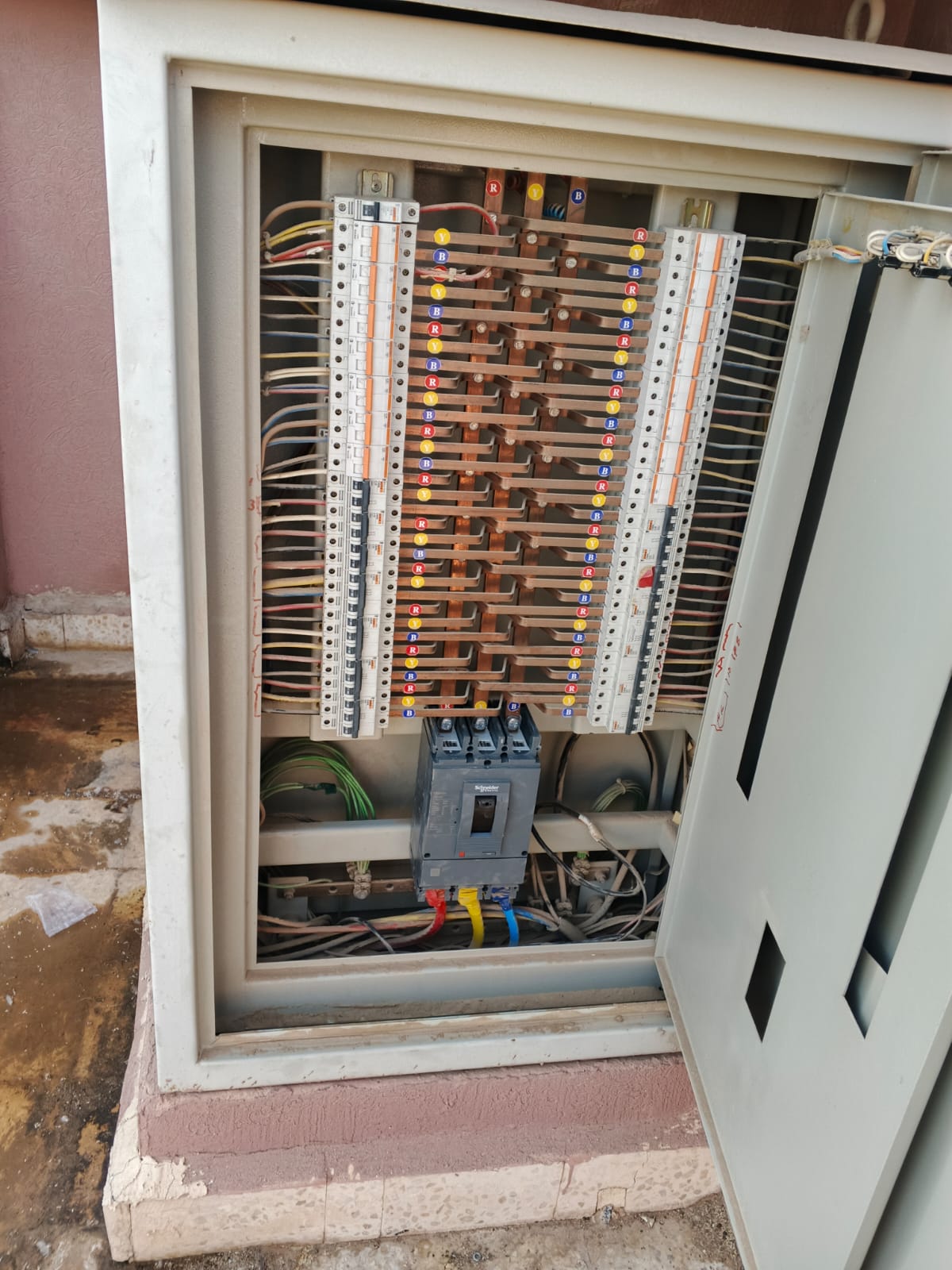 تشطيب كهربائي