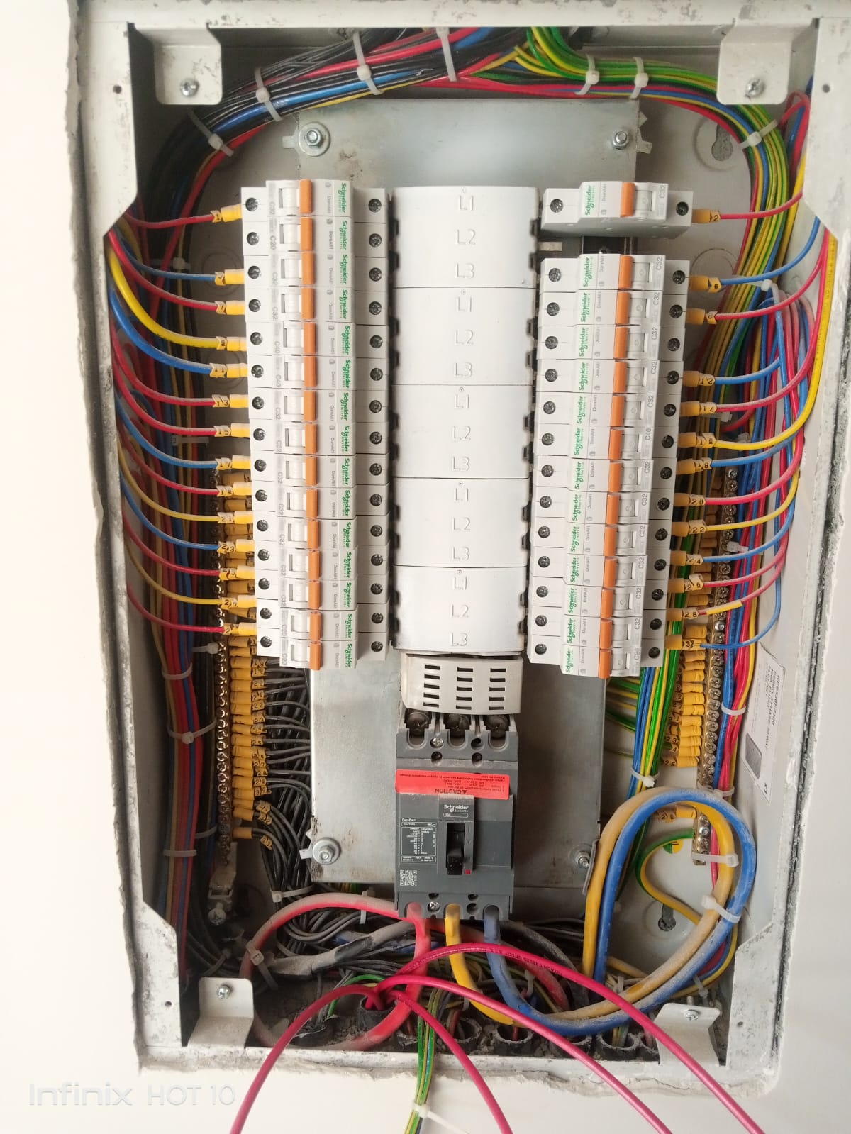 مشروع كهربائي 1